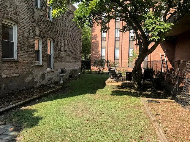 2323 N Cambridge Ave #2 — Photo 17