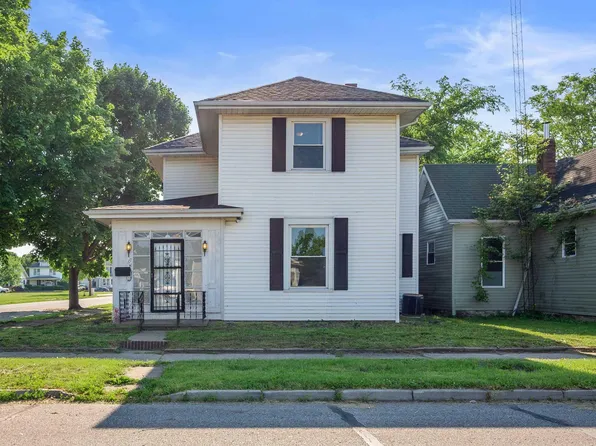 1526 N Grand Ave, Connersville, IN 47331