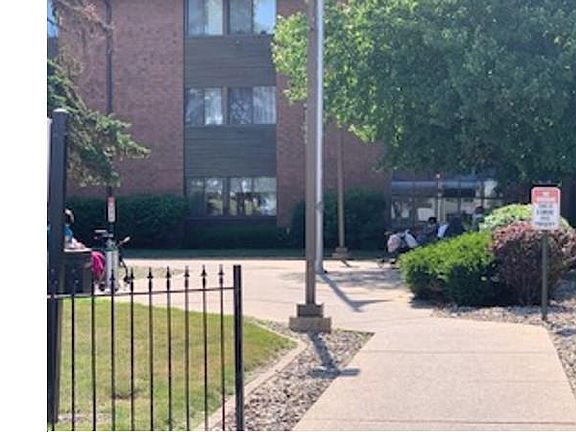 4th image of 607 N Hightower St