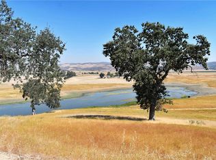 49300 Martinez Rd, Lockwood, CA 93932