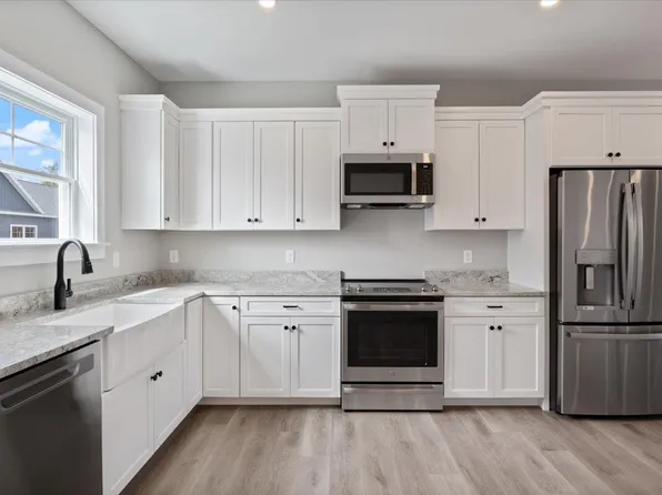 50 Ocean Park Road #110, Saco, ME 04072