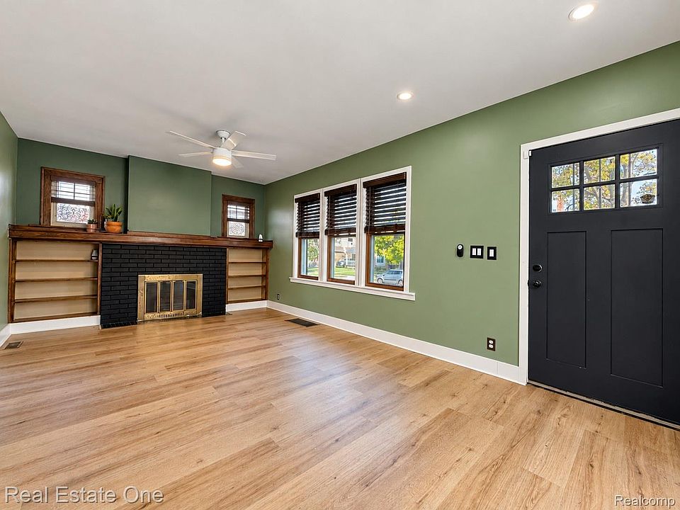 3675 Berkshire St, photo 5