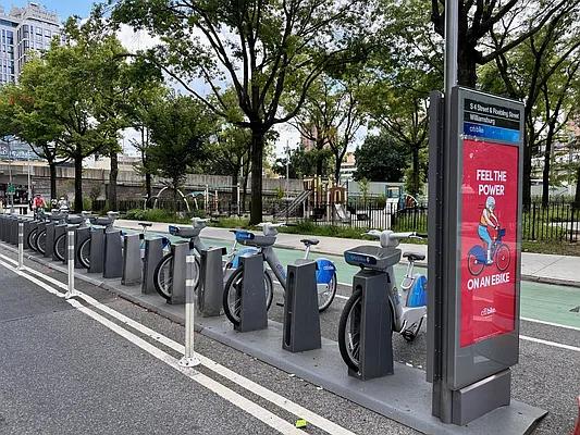 Rented by Corcoran | media 19