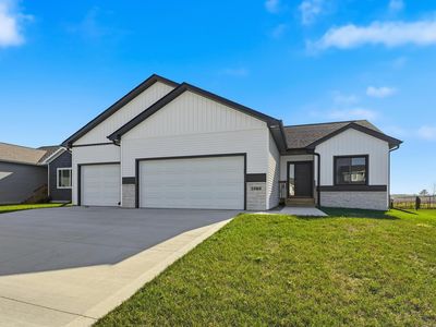 1060 Gray Ave, Waukee, IA, 50263