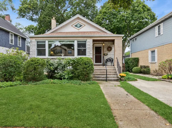 520 Courtland Ave, Park Ridge, IL 60068