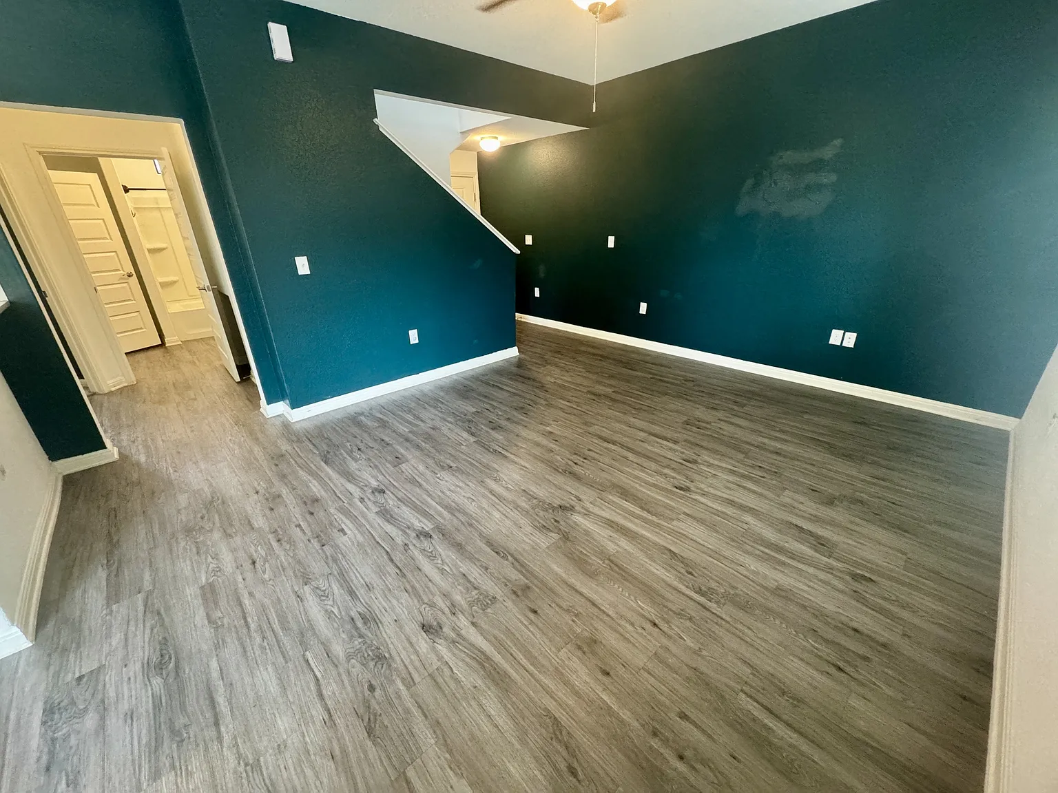418 Lockhart Street - 1 — Photo 4