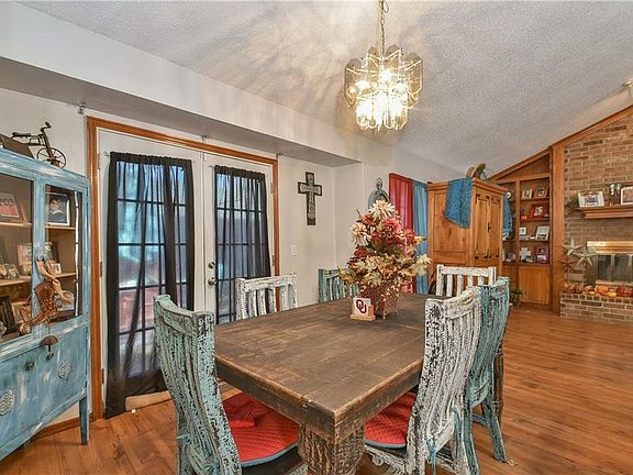 4th image of 701 Westview Dr