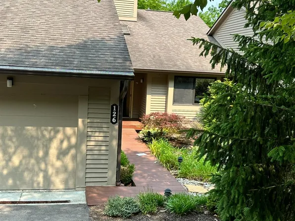 126 Miami Lakes Drive, Milford, OH 45150