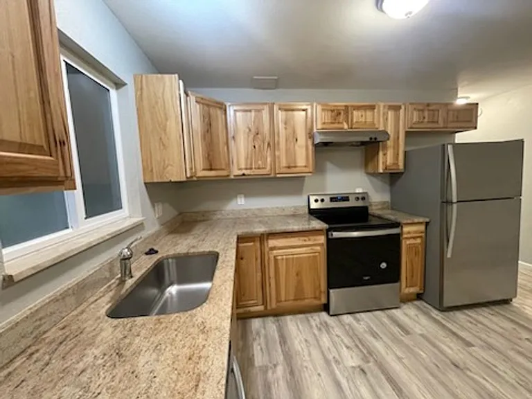 208 W Baseline Rd — Photo 5
