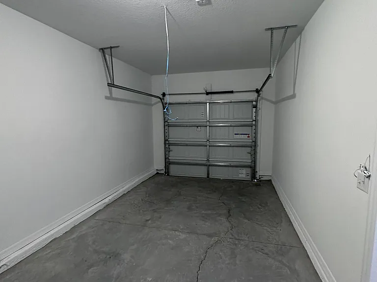 189 Mandovi St — Photo 16