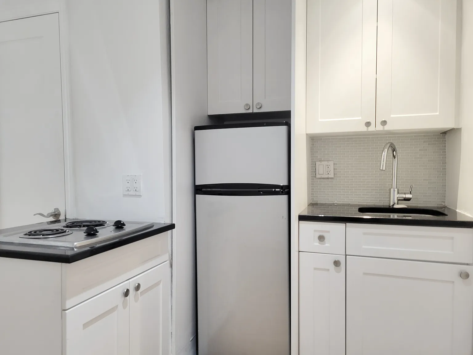 172 5th Avenue — Photo 4