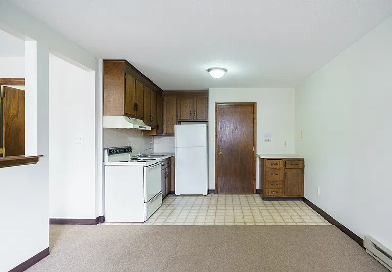 65 East St #25 — Photo 3