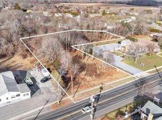 (Undisclosed Address), Riverhead, NY 11901