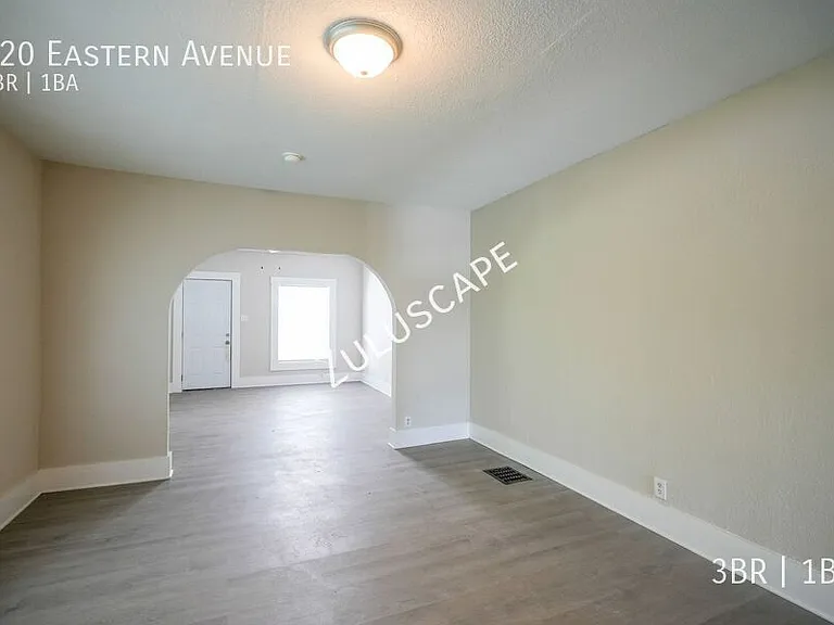 420 Eastern Ave — Photo 5