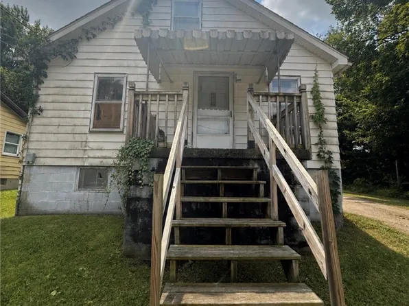 472 Taft Ave, Barberton, OH 44203