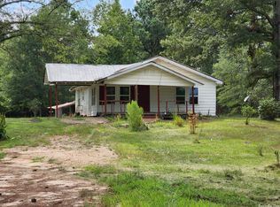 679 W Main St, Sparkman, AR 71763