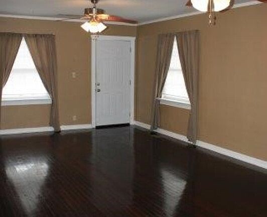 5th image of 3618 Anderson Ave