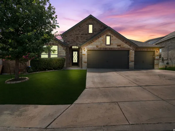 1510 Snowy Owl Dr, San Antonio, TX 78245