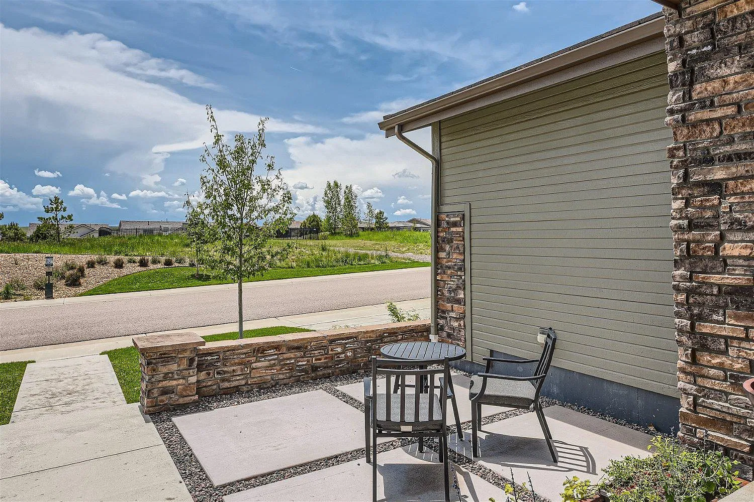 14649 Domino Dr — Photo 4