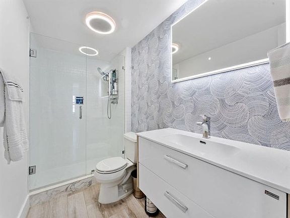 3rd image of 3750 Galt Ocean Dr APT 1002