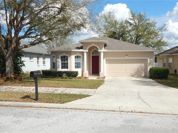 37106 Highland Bluff Cir, Dade City, FL 33523