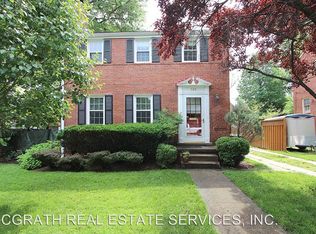 909 N Livingston St, Arlington, VA 22205