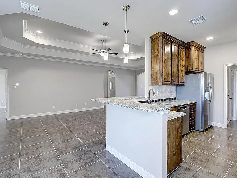 7530 Sable Creek Dr — Photo 25