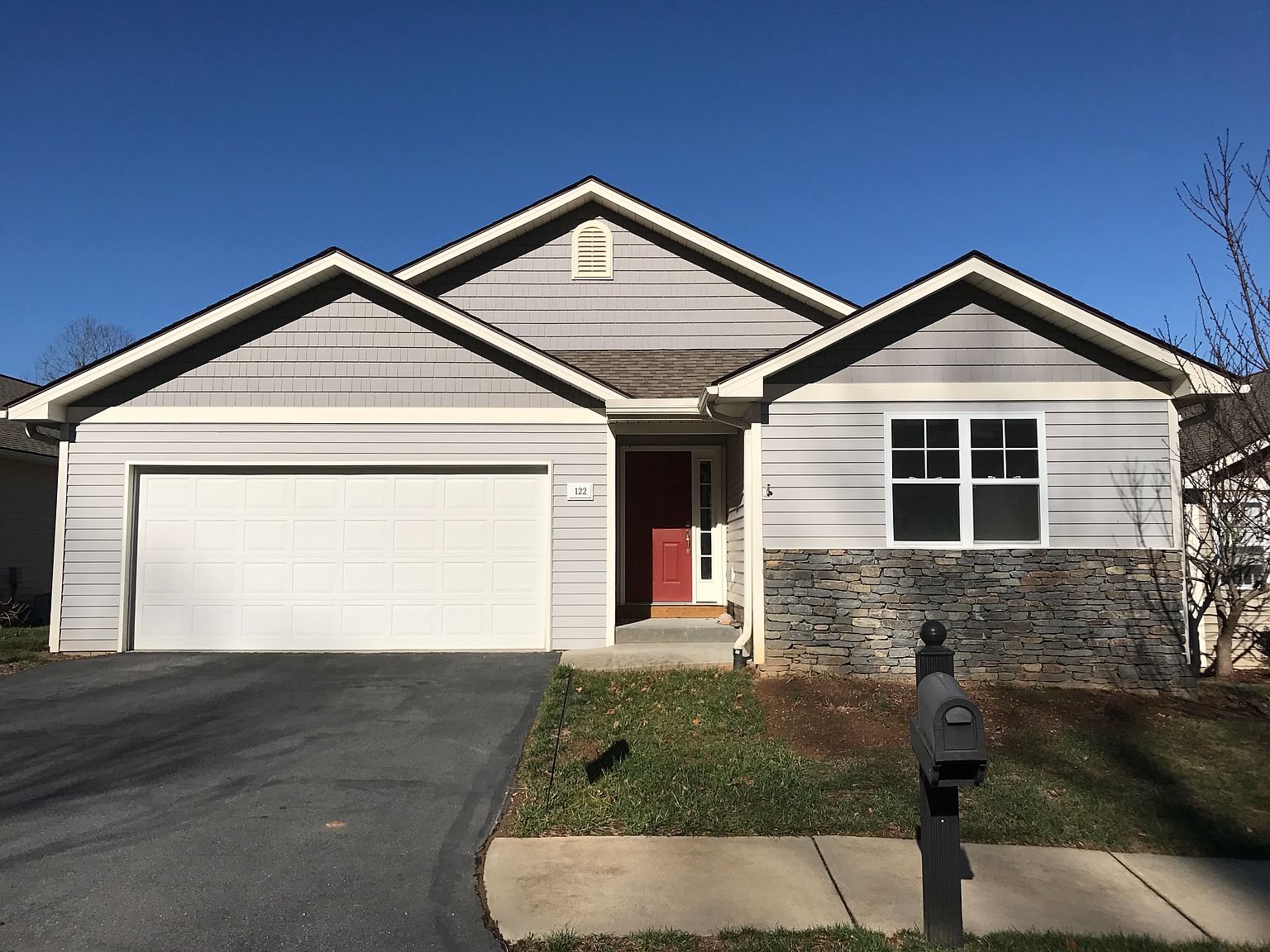 122 Clear Creekside Dr, Hendersonville, NC 28792 Zillow