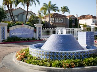 1801 Peninsula Pl, Costa Mesa, CA 92627