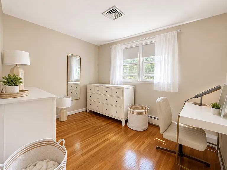 12 Seneca Rd — Photo 14