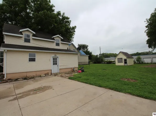 945 Unona Ave, Crete, NE 68333