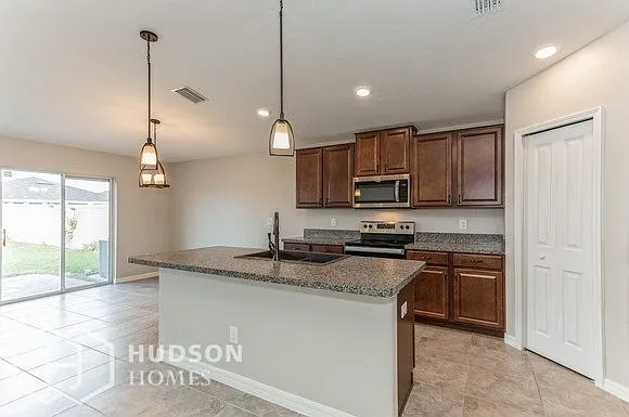 2025 Broad Winged Hawk Dr — Photo 5
