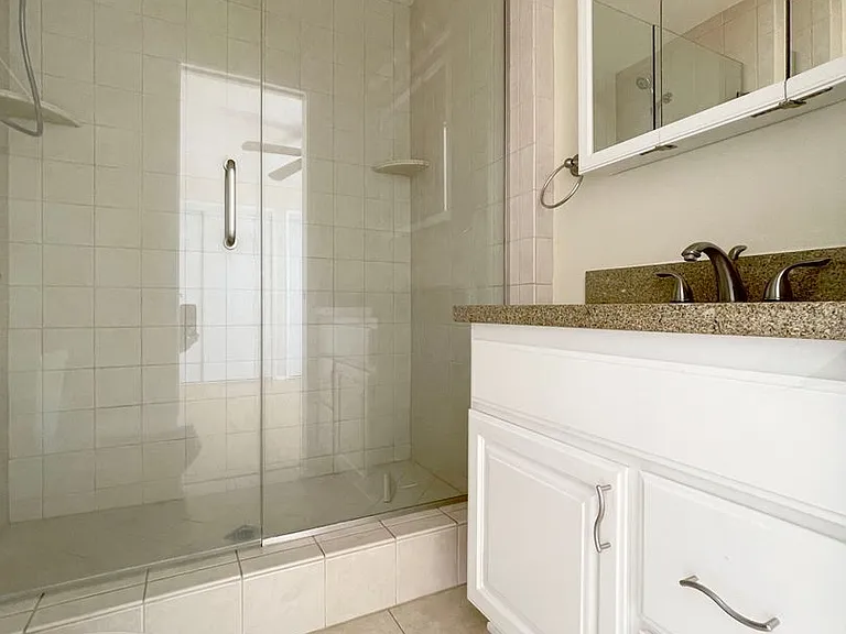 2414 Richmond Way — Photo 21