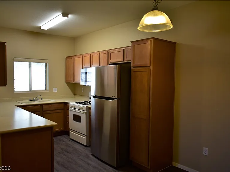 2291 W Horizon Ridge Pkwy #5128 — Photo 1