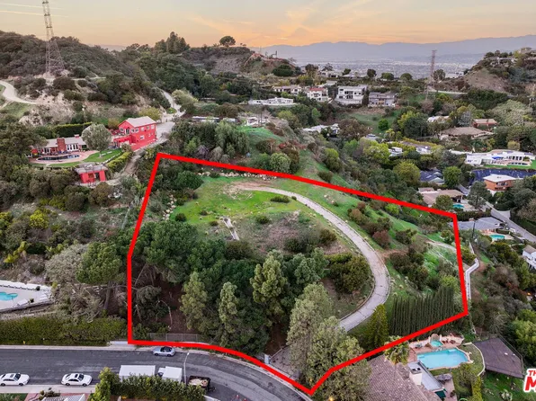 2666 Larmar Rd, Los Angeles, CA 90068