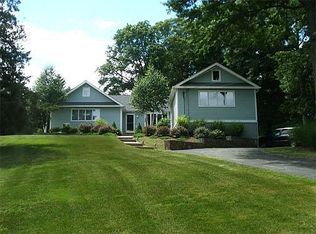 207 Zion Hill Rd, Milford, CT 06461