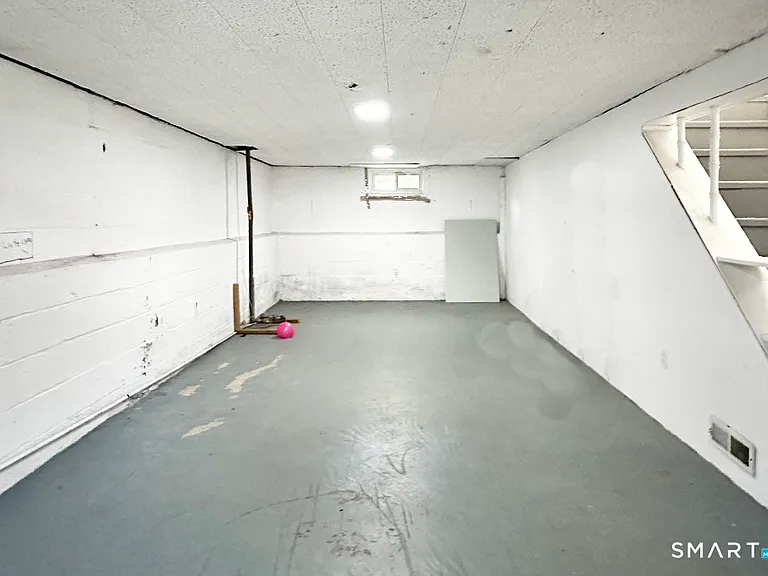 225 Battis Rd — Photo 20