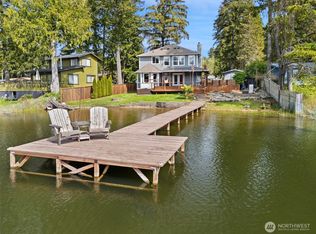 1151 E Trails End Dr, Belfair, WA