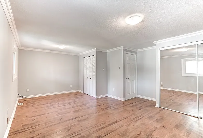 105 McClellan Rd — Photo 3