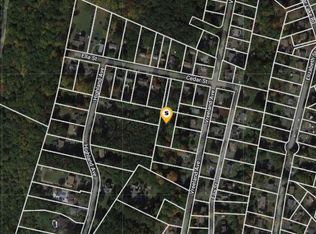 17 Cedar St, Bloomingdale, NJ 07403