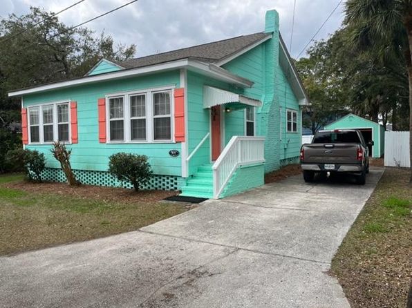 705 Lovell Ave