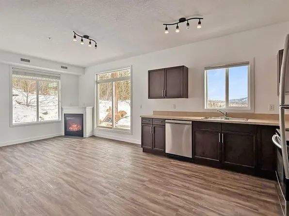 160 N Moberly Rd #111, Grande Cache, AB T0E 0Y0