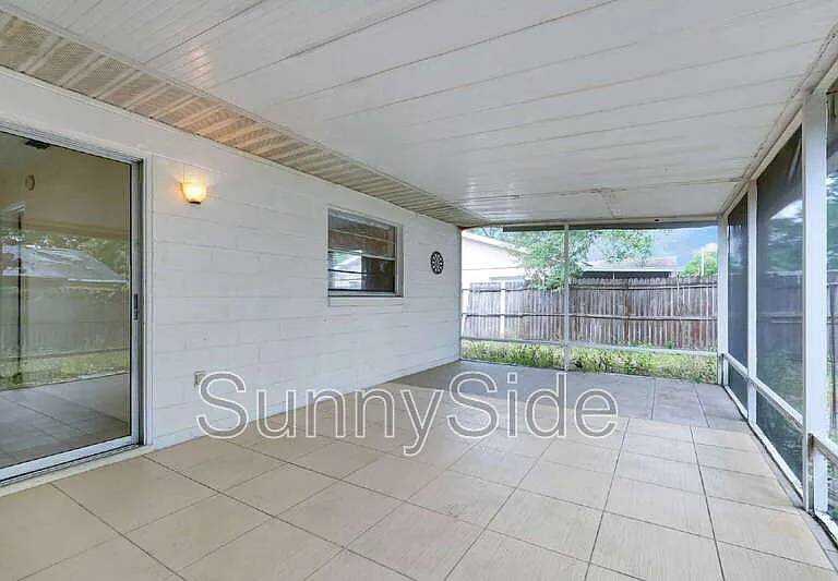 8102 Turkey Dr — Photo 23