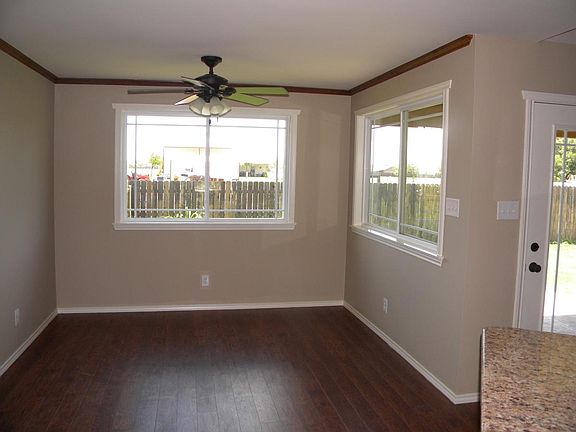 5th image of 5055 Windwood Dr