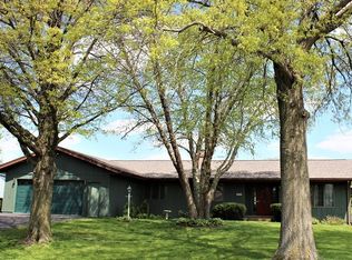 2006 Terrace Ln, Morrison, IL 61270