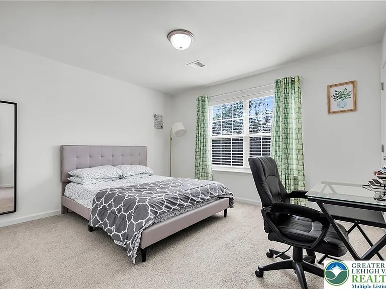 5044 Bellflower Dr — Photo 70