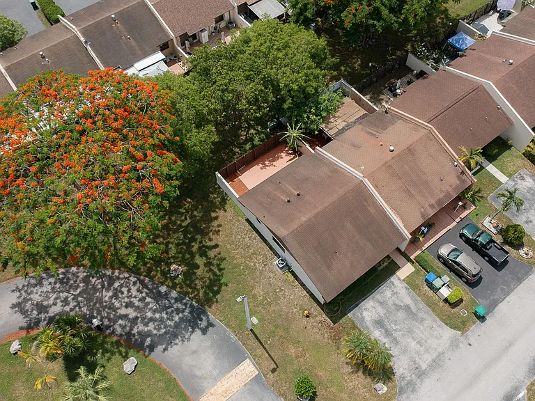 13920 SW 52nd Ln — Photo 27
