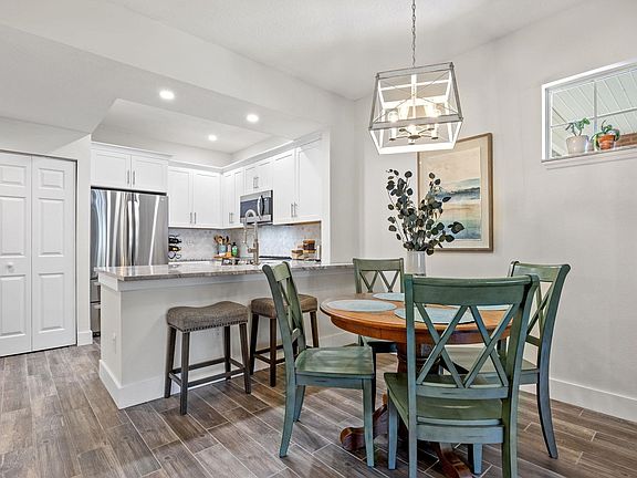 3rd image of 19103 Harbour Vista Cir