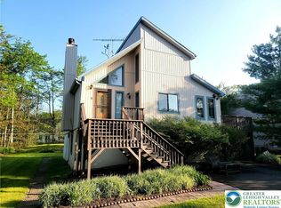 157 Seminole Trl, Tobyhanna, PA