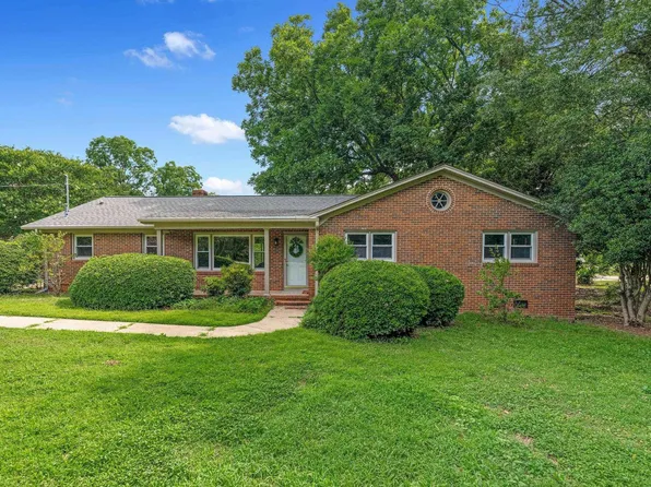 105 Martindale Dr, Simpsonville, SC 29681